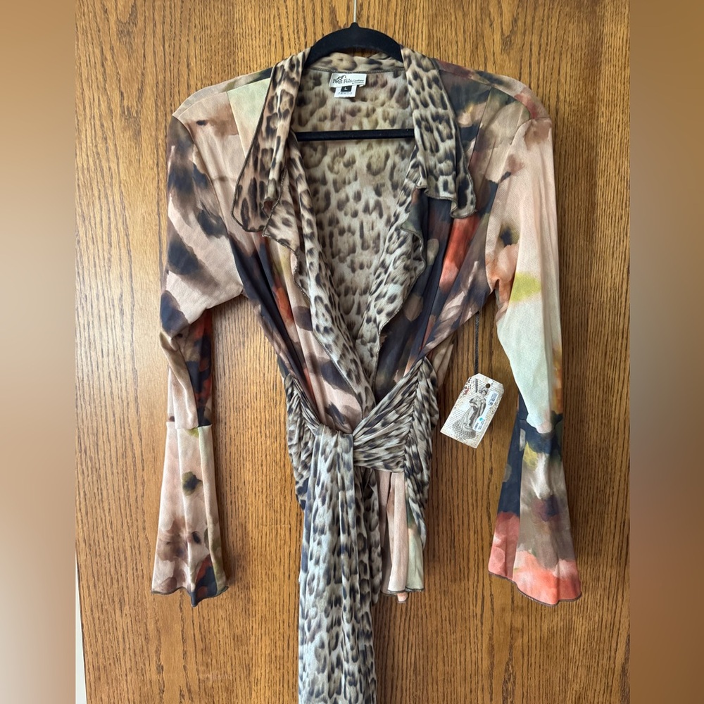 NWT Petit Pois by Viviana G sheer wrap size Large